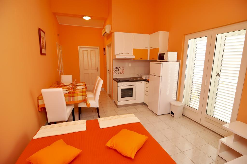 Apartments Marta - Zadar - Near The Sea Rum bild